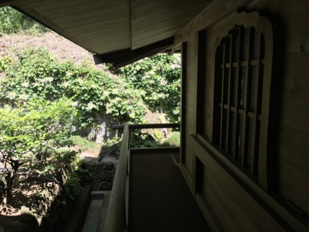 Main hall(Hondo) at Tokeiji temple in Kamakura