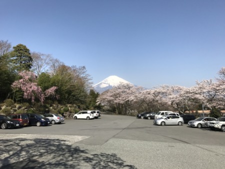 Free parking lot