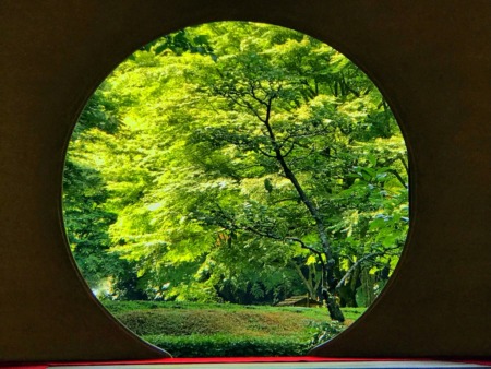 Circular window in the main hall(Hojo) at Meigetsuin in Kamakura